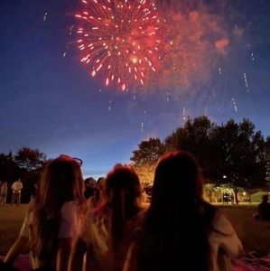 Meet your Posher, Laurence